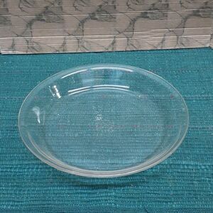 Glass Pie Plate Baking Dish 9.5 Inch Pie Pan- Vintage Pyrex #209 Clear VGC
